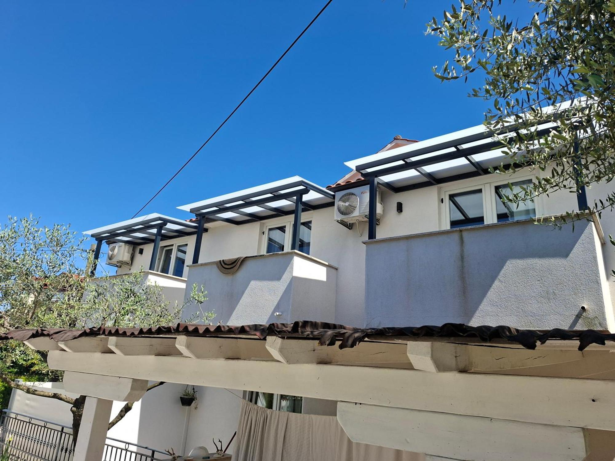 פורץ Martina Guest House מראה חיצוני תמונה