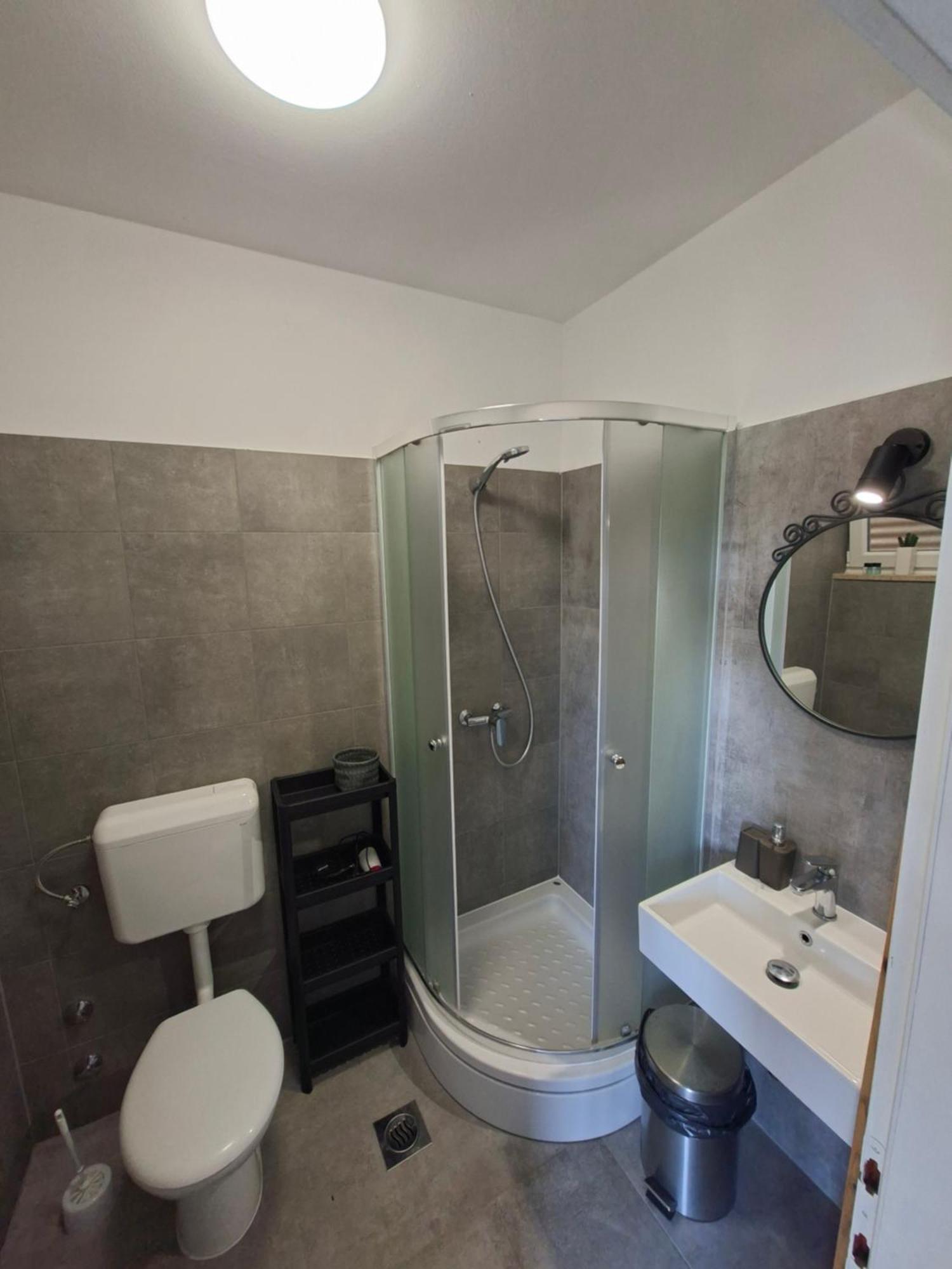 פורץ Martina Guest House מראה חיצוני תמונה